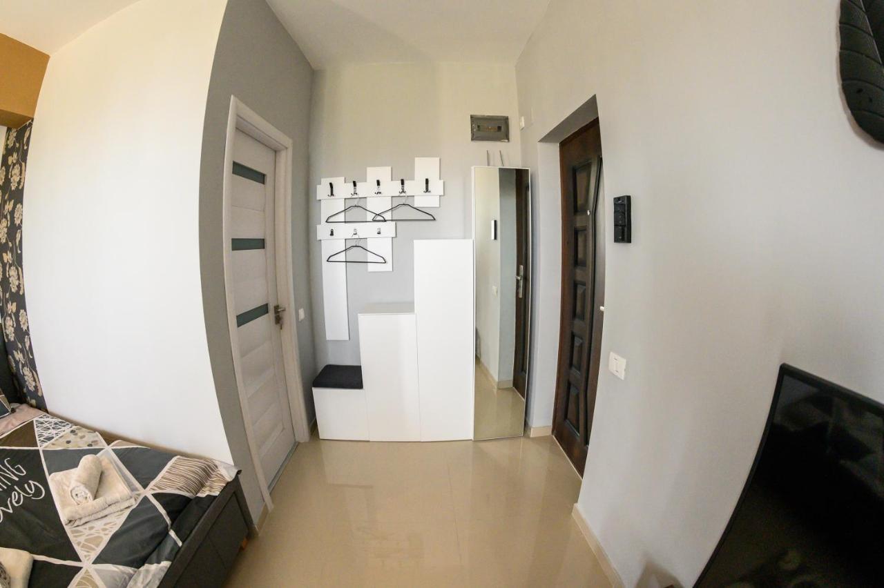 Beachside Studio Mamaia Nord Apartment Navodari Luaran gambar