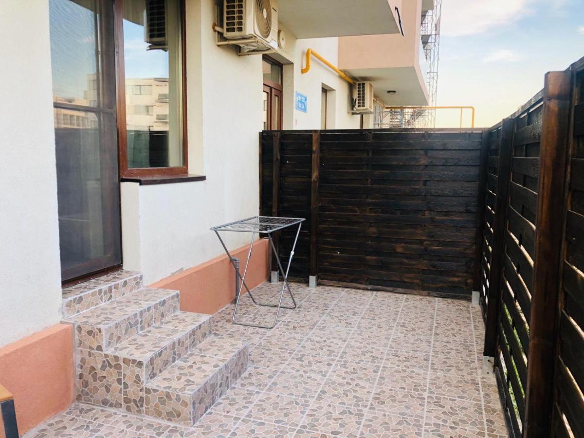 Beachside Studio Mamaia Nord Apartment Navodari Luaran gambar